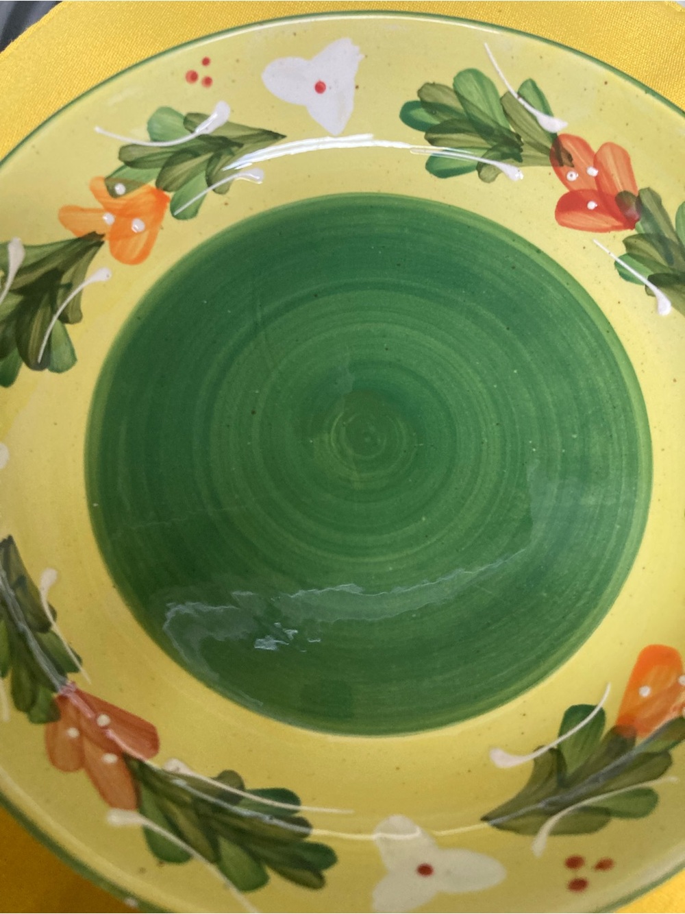 Hand-Painted Ceramic Serving Bowls in Green and Yellow - Set of 3 - Picture 2 of 6